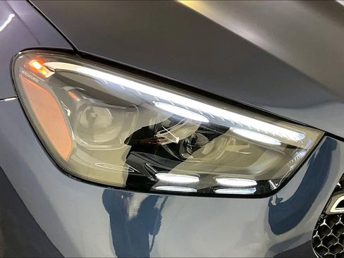 Used 2024 Mercedes-Benz GLE 450e 4MATIC image 27