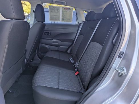 Used 2025 Mitsubishi Outlander Sport LE image 14