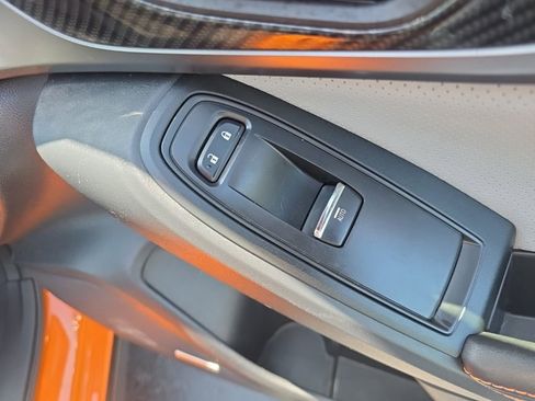 Used 2018 Subaru Crosstrek 2.0i Limited AWD/4WD image 34