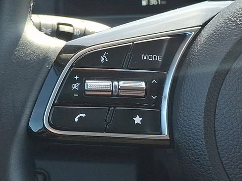 Used 2025 Kia Seltos EX w/ EX Sunroof Package image 23