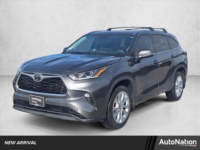 Used 2022 Toyota Highlander Limited