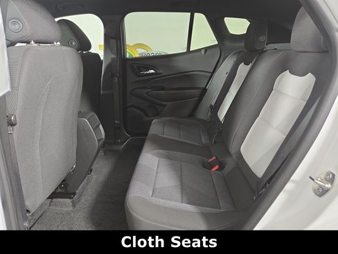 Certified 2024 Chevrolet Trax RS w/ Sunroof Package FWD image 12