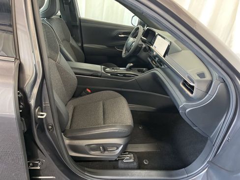 Used 2023 Toyota Crown AWD/4WD image 19