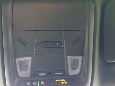 Used 2023 Cadillac XT5 Luxury w/ LPO, Floor Liner Package image 28