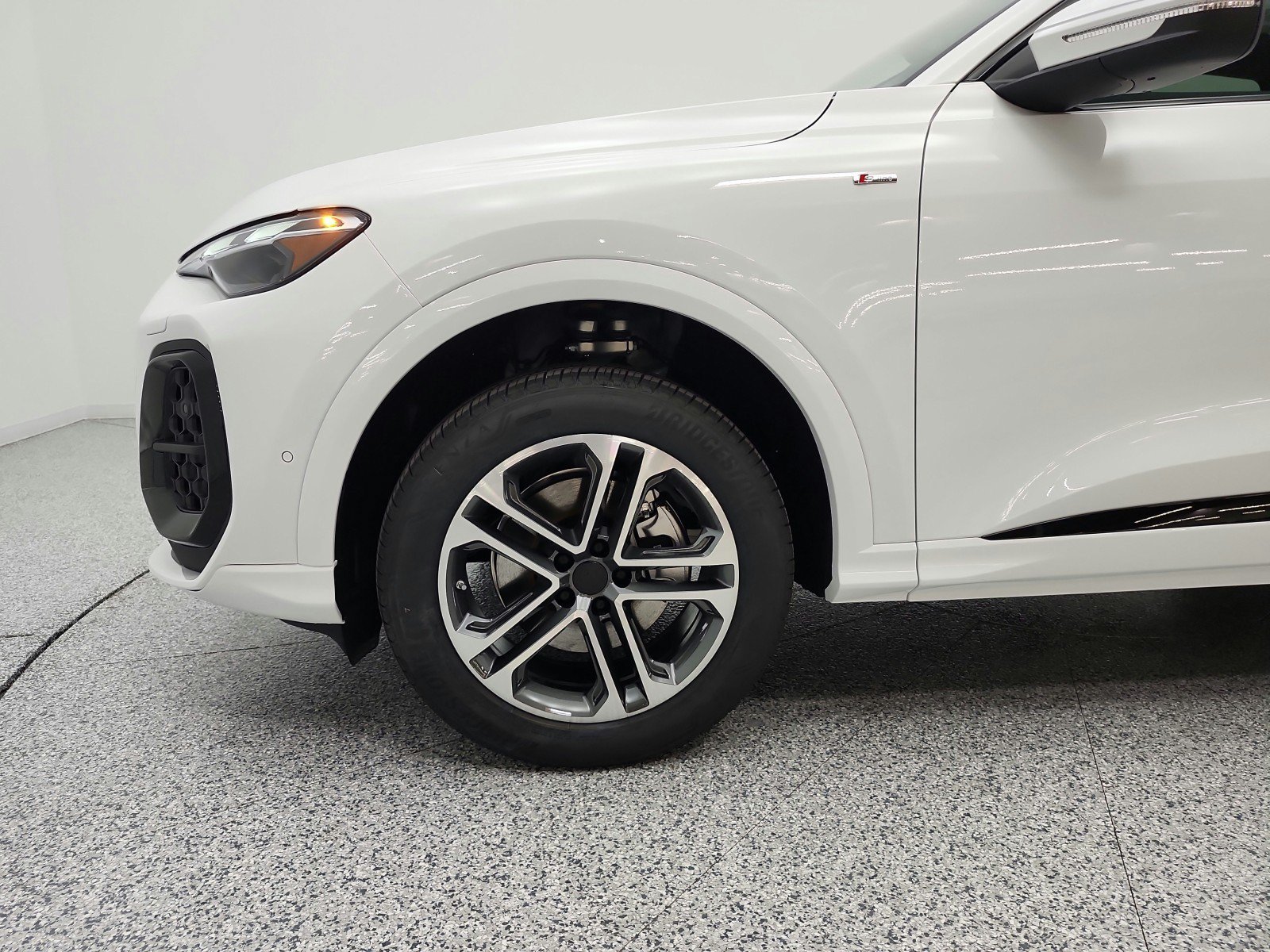 New 2026 Audi Q5 2.0T AWD/4WD image 15