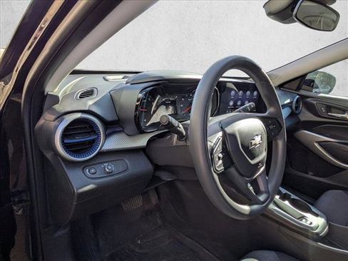 Used 2024 Chevrolet Trax LS w/ Driver Confidence Package image 10