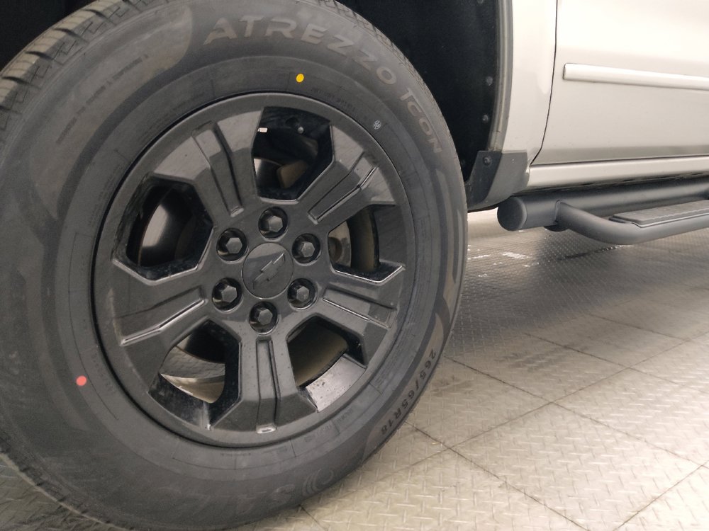 Used 2018 Chevrolet Silverado 1500 LT w/ All Star Edition RWD image 31