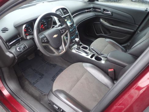 Used 2015 Chevrolet Malibu LT w/ Power Convenience Package FWD image 10