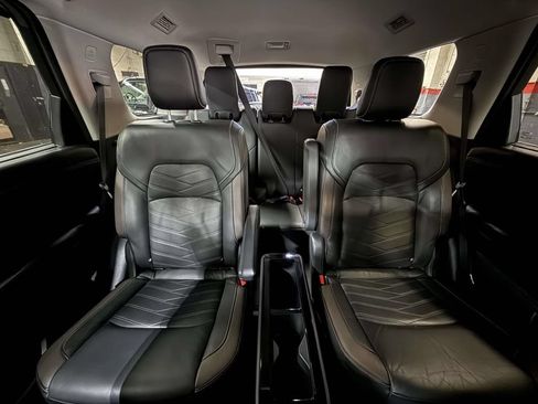 Used 2022 Nissan Pathfinder Platinum w/ Cargo Package AWD/4WD image 51