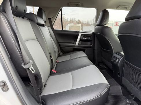 Used 2018 Toyota 4Runner SR5 image 28