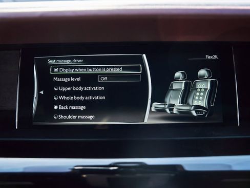 Used 2024 Rolls-Royce Phantom Sedan RWD image 94