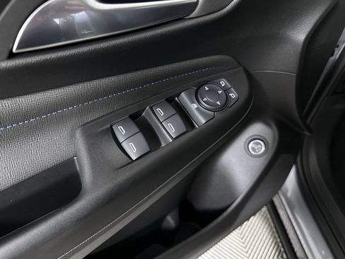 New 2026 Buick Envista Sport Touring FWD image 25