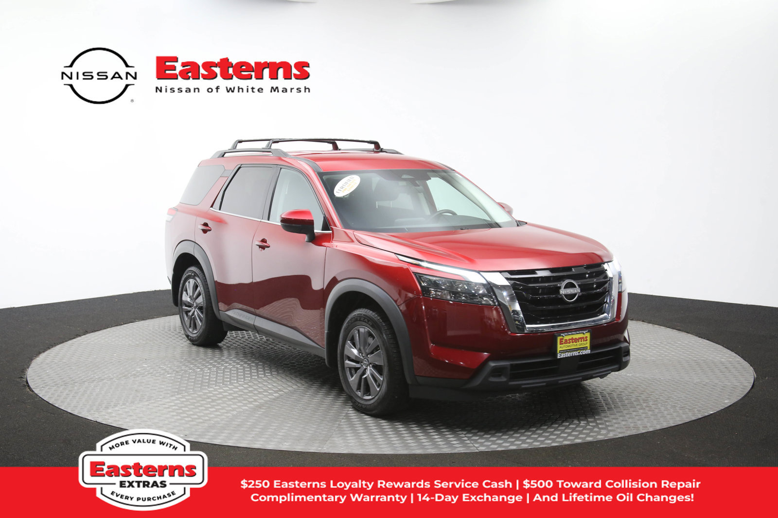 Used 2023 Nissan Pathfinder SV AWD/4WD image 47