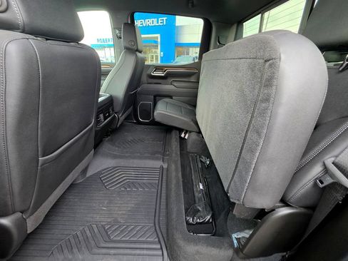 Used 2025 Chevrolet Silverado 1500 LT AWD/4WD image 61