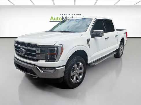 Used 2022 Ford F150 Lariat w/ Equipment Group 502A High AWD/4WD image 3