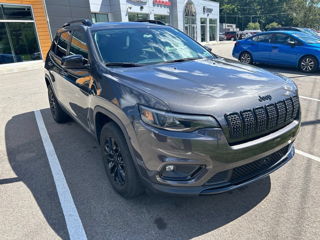 Certified 2023 Jeep Cherokee Altitude Lux w/ Mopar Interior Package AWD/4WD image 1