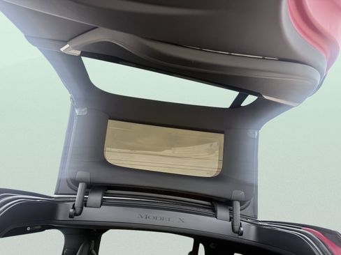 Used 2017 Tesla Model X 75D image 40