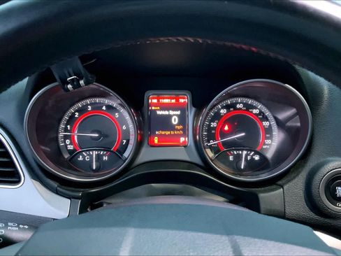 Used 2017 Dodge Journey Crossroad FWD image 24