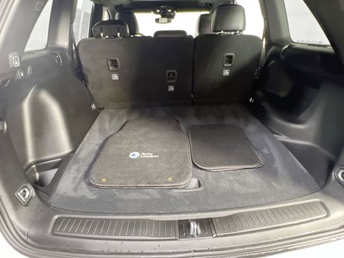 Used 2023 Jeep Grand Cherokee Altitude image 25