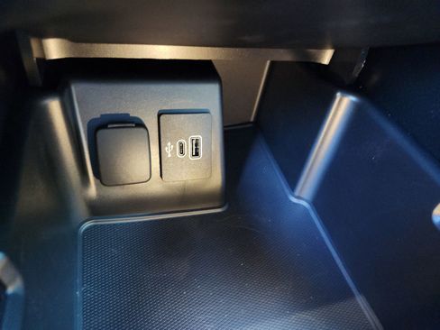 New 2025 Ford Explorer ST-Line w/ Premium Package image 30