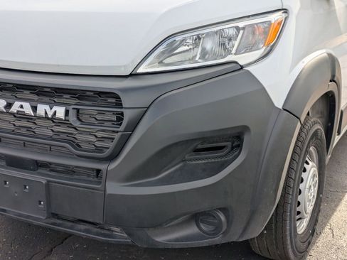 Used 2024 RAM ProMaster 2500 FWD image 9