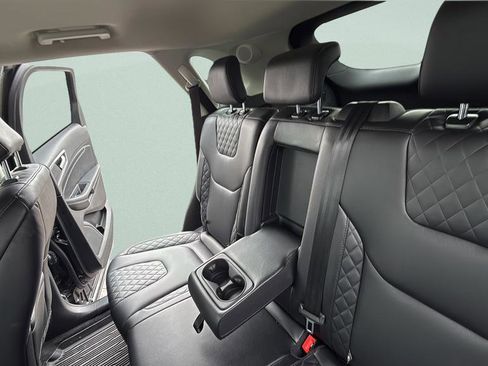 Certified 2024 Ford Edge Titanium AWD/4WD image 13