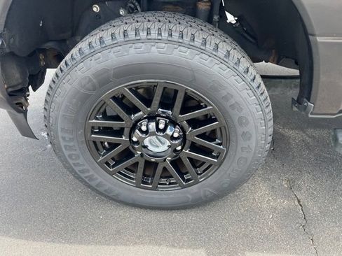 Used 2019 Ford F350 Lariat AWD/4WD image 9