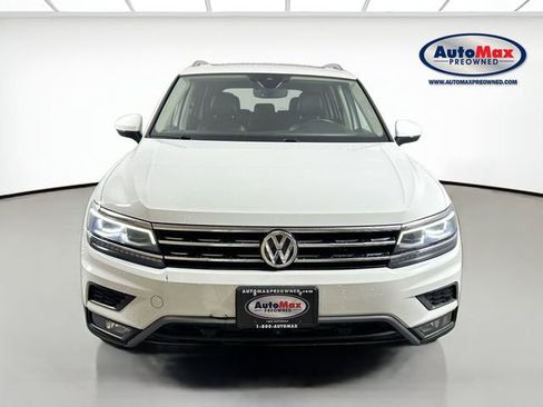 Used 2019 Volkswagen Tiguan SEL Premium w/ 3rd Row Seat Package AWD/4WD image 7