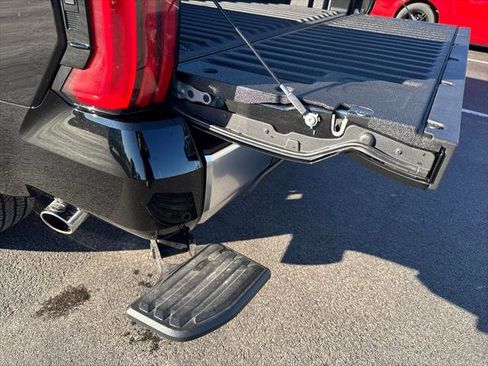 Certified 2025 Toyota Tundra Capstone AWD/4WD image 13