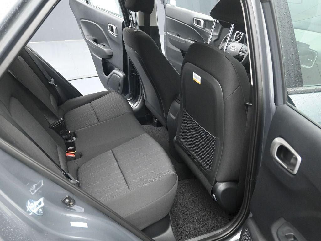 New 2026 Hyundai Venue SE FWD image 32