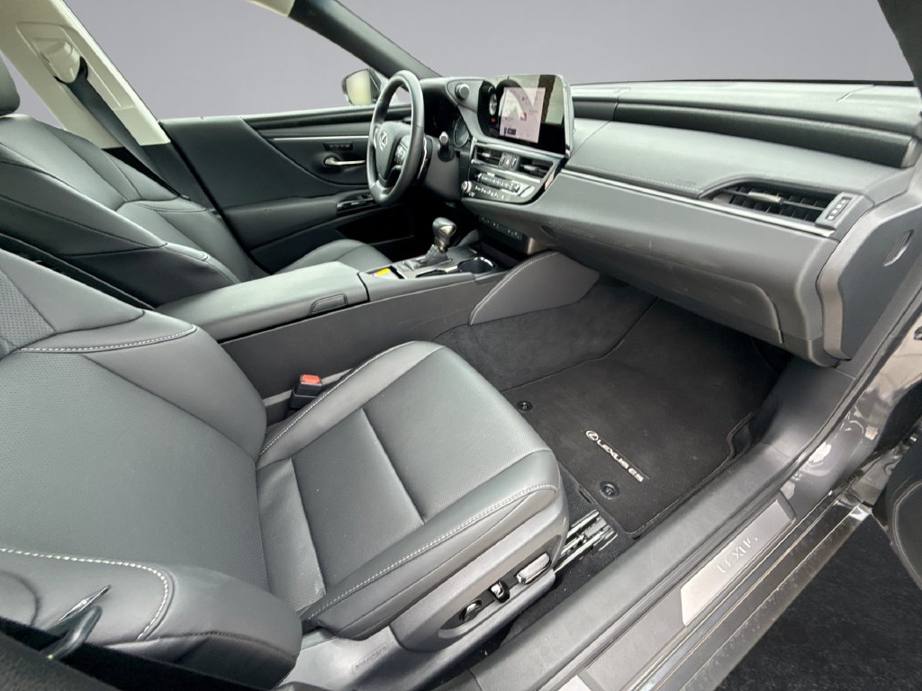 Used 2025 Lexus ES 350 w/ Premium Package FWD image 15