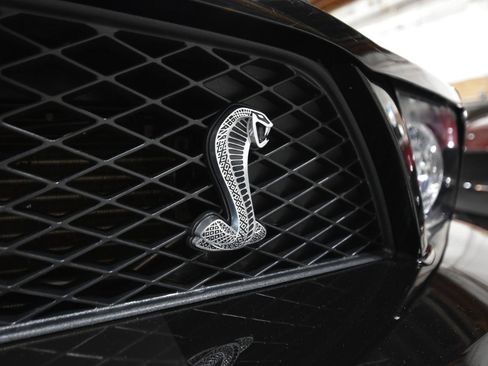 Used 2008 Ford Mustang Shelby GT500 RWD image 4