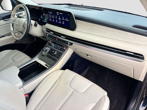 Used 2024 Hyundai Palisade Calligraphy image 32