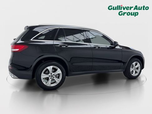 Used 2018 Mercedes-Benz GLC 300 4MATIC w/ Multimedia Package image 9