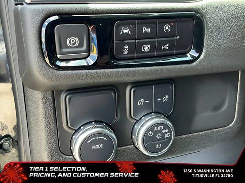 Certified 2025 GMC Yukon Denali RWD image 26