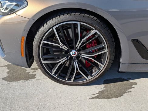 Used 2023 BMW M550i xDrive M550i xDrive w/ Executive Package image 9