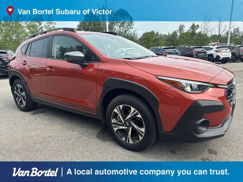 Used 2025 Subaru Crosstrek 2.5i Premium AWD/4WD image 8
