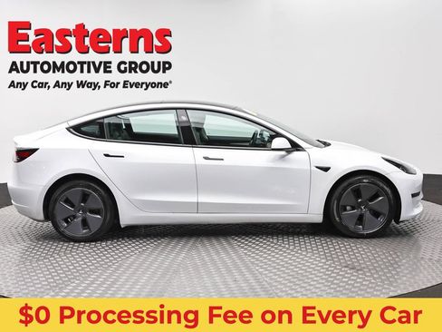 Used 2023 Tesla Model 3 Standard Range RWD image 4