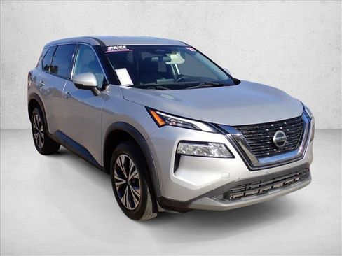 Used 2021 Nissan Rogue SV image 6