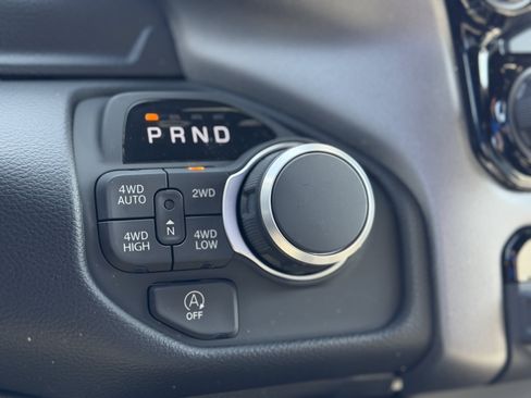 New 2026 RAM 1500 Big Horn AWD/4WD image 16