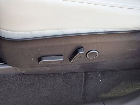 Used 2021 Tesla Model Y Long Range image 23