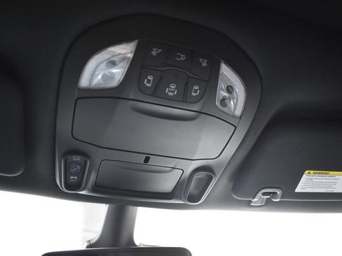 New 2026 Chrysler Pacifica Limited image 41