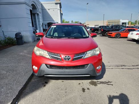 Used 2015 Toyota RAV4 XLE FWD image 8