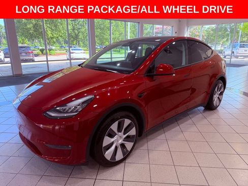 Used 2022 Tesla Model Y Long Range AWD/4WD image 3