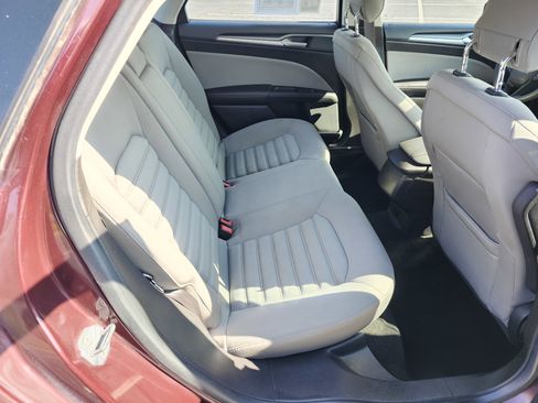 Used 2013 Ford Fusion S FWD image 16