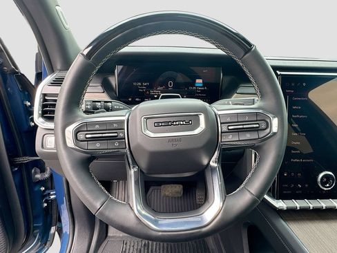 Used 2024 GMC Acadia Denali w/ Super Cruise Package AWD/4WD image 14