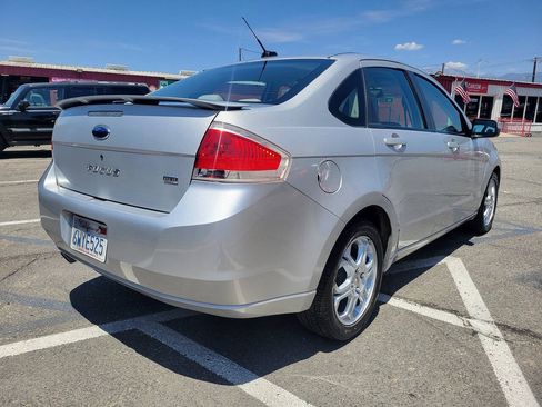 Used 2009 Ford Focus SES FWD image 6