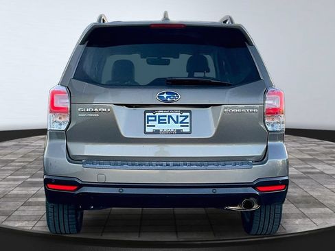 Used 2018 Subaru Forester 2.5i Touring AWD/4WD image 5