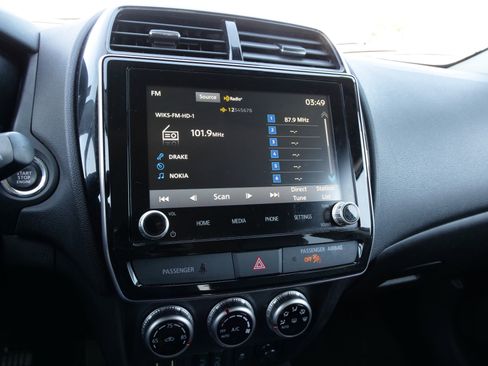 Used 2024 Mitsubishi Outlander Sport ES Sport Utility image 25