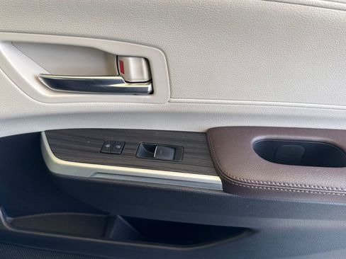 Certified 2021 Toyota Sienna Platinum image 20